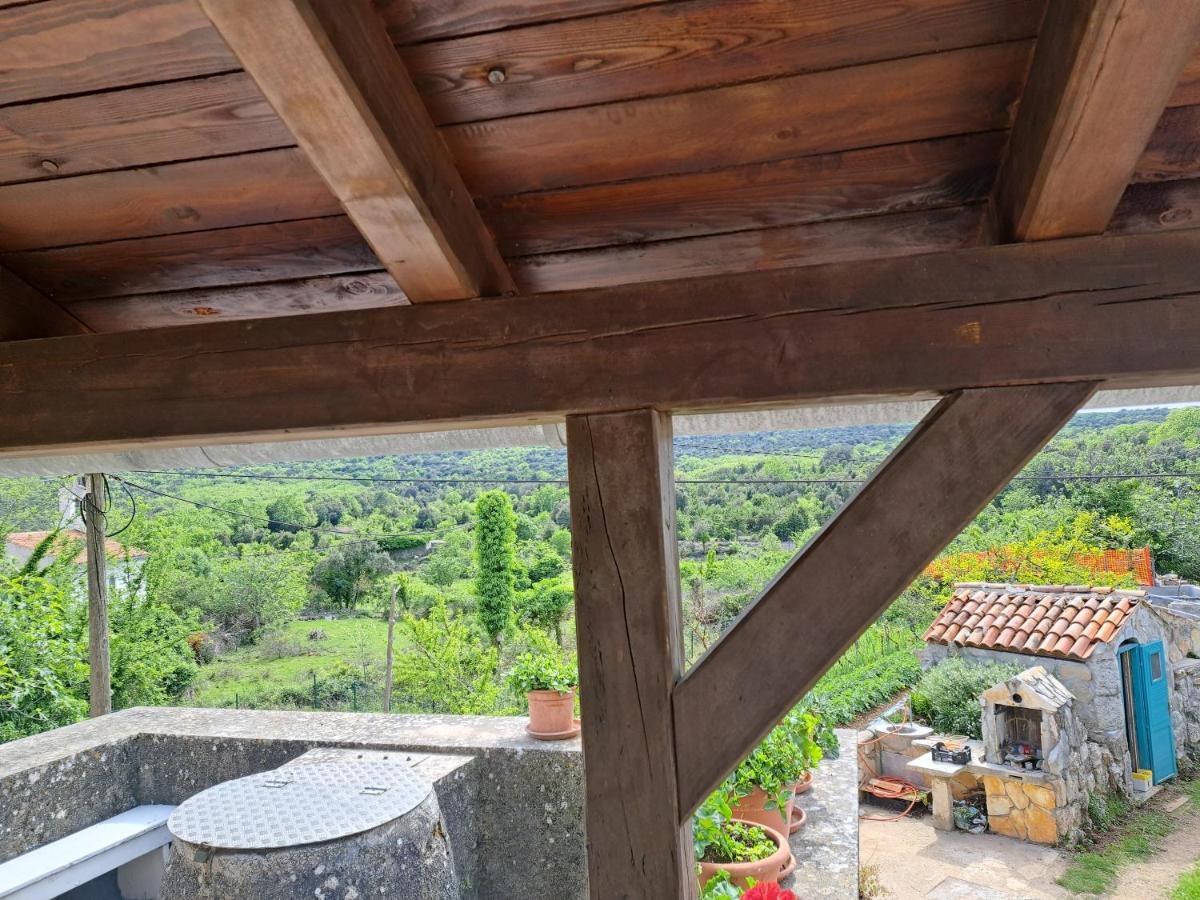 Holiday Home Pernat * Pernat